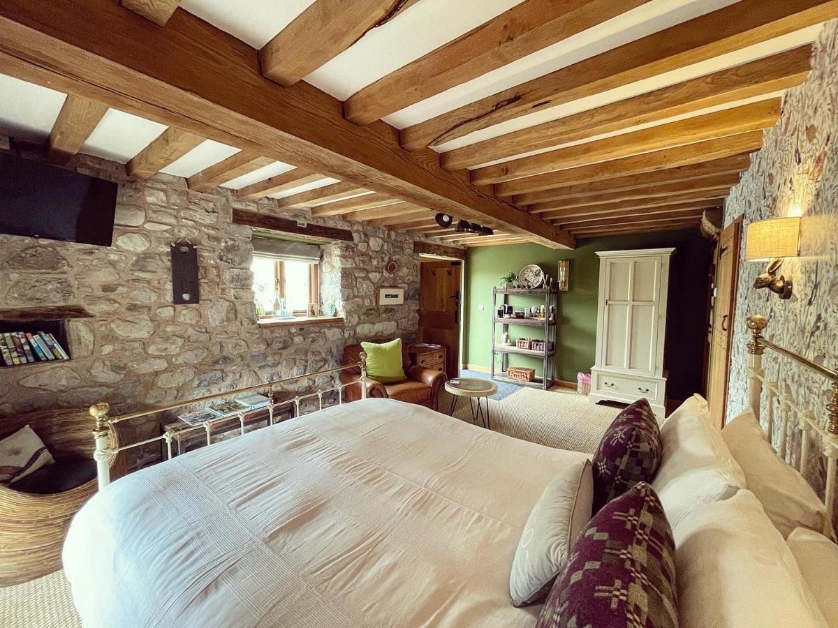The Cowshed Bed & Breakfast Ланголен Екстериор снимка
