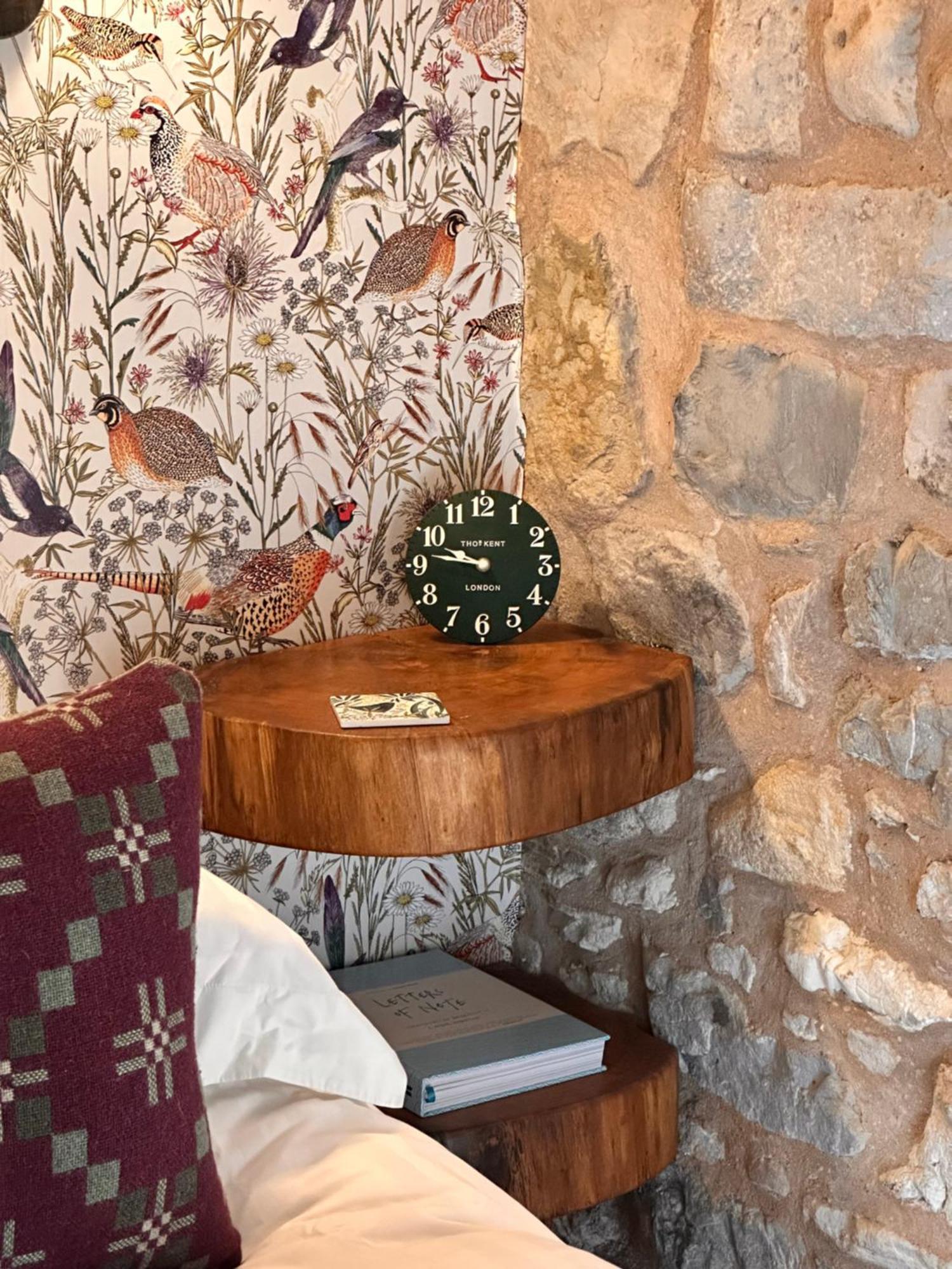 The Cowshed Bed & Breakfast Ланголен Екстериор снимка